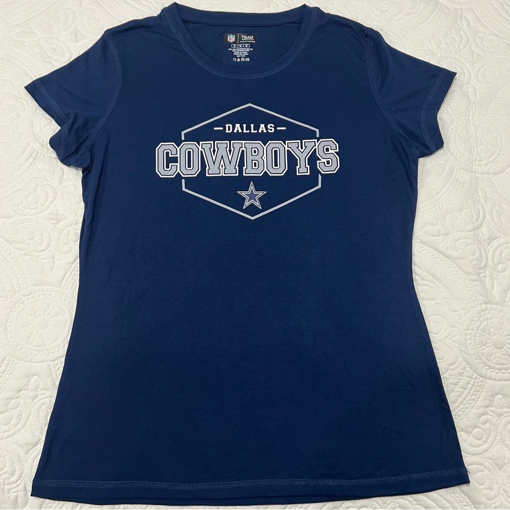 NFL⭐️Dallas Cowboys women's sleepwear top or a lounge top SIZE Med- Blue NWOT